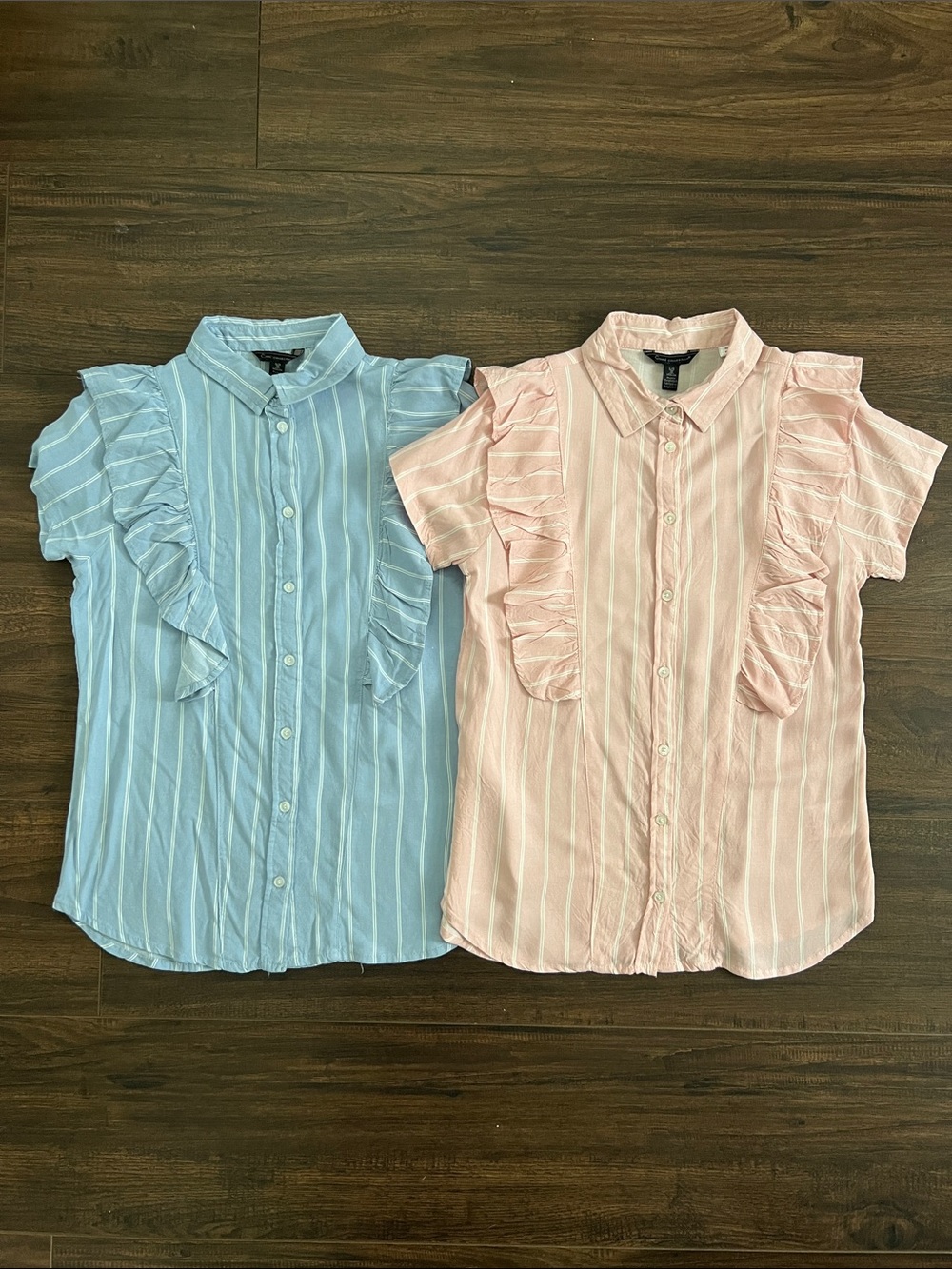 Girls' Ruffle Sleeve Button-Up Shirt - Pink & Light Blue